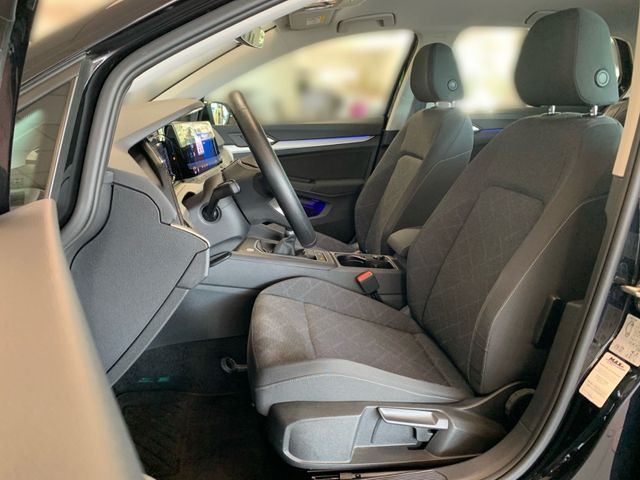 Golf VIII 1.0 TSI LIFE LED+NAVI+DCP+APP+SITZHZG+