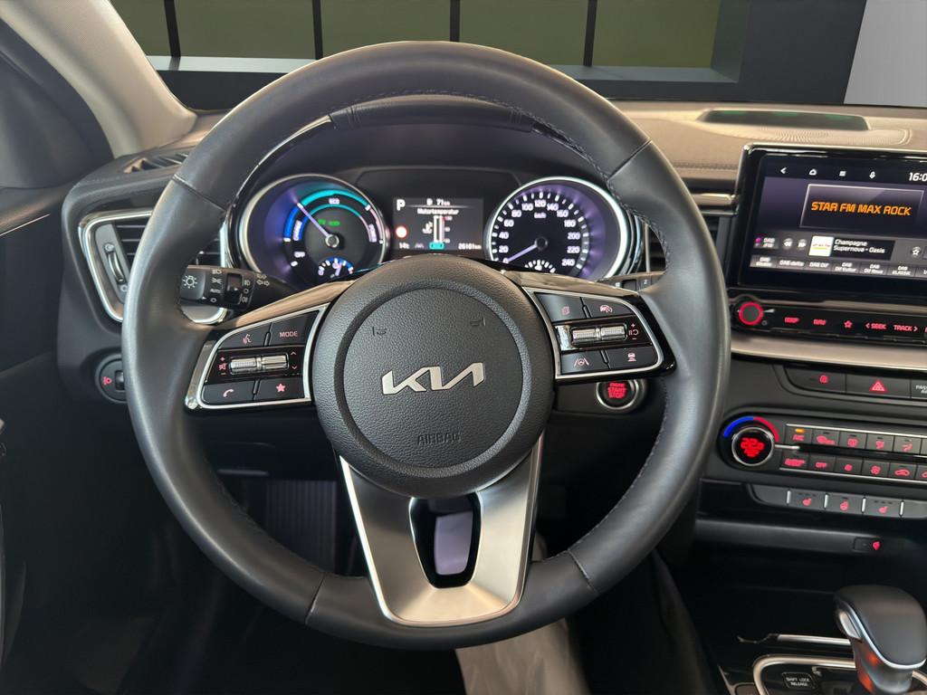 Kia Ceed SW 1,6 SPIRIT HYBRID LED NAVI ACC KLIMA 16"