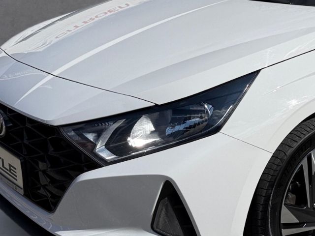Fahrzeugabbildung Hyundai i20 1.0 T-GDI Edition 30 +CARPLAY+RFK+SHZ+KLIMA+