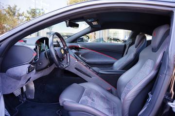 صورة 5 لـ 2020 Ferrari ROMA