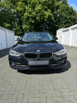 BMW 320i Touring Sport Line  - BMW 320 Gebrauchtwagen in Frankfurt