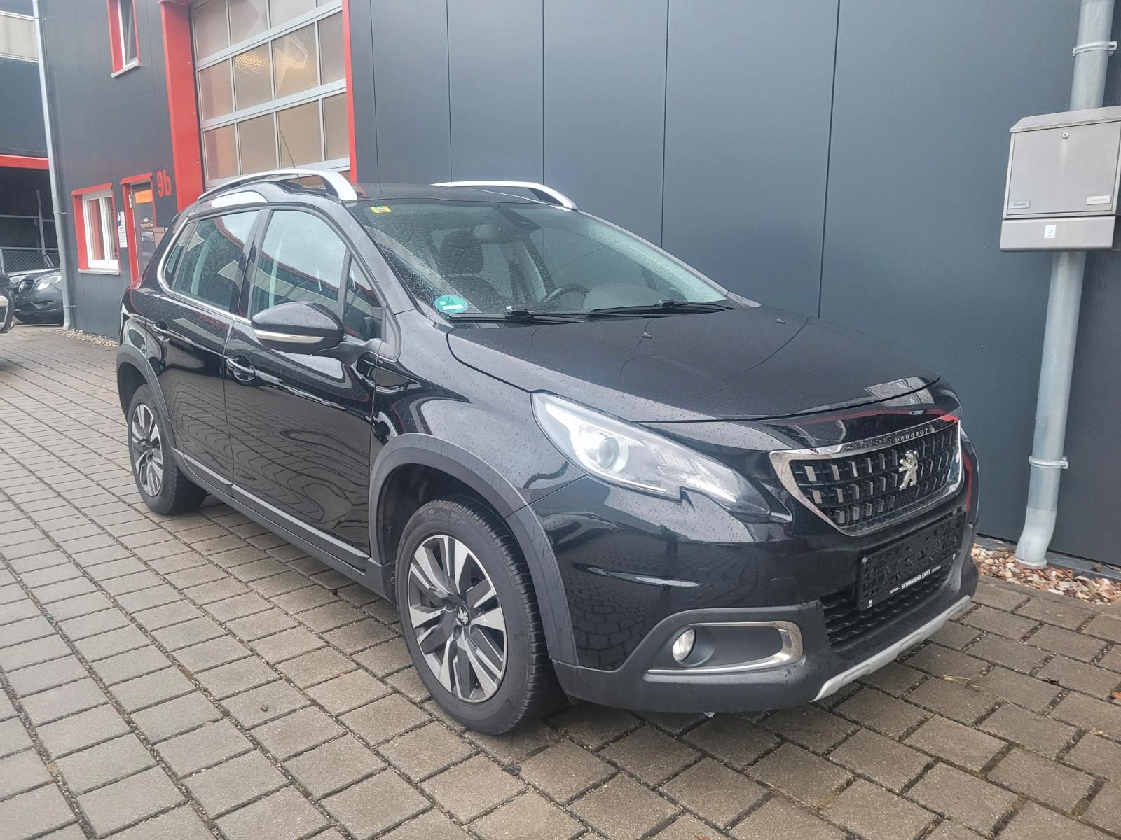 Peugeot 2008 1.2 e-THP Allure Panorama, Navi, Kamera