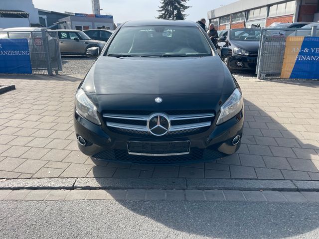 Mercedes-Benz A 180 A -Klasse A 180 CDI    /1Jahr  Garantie