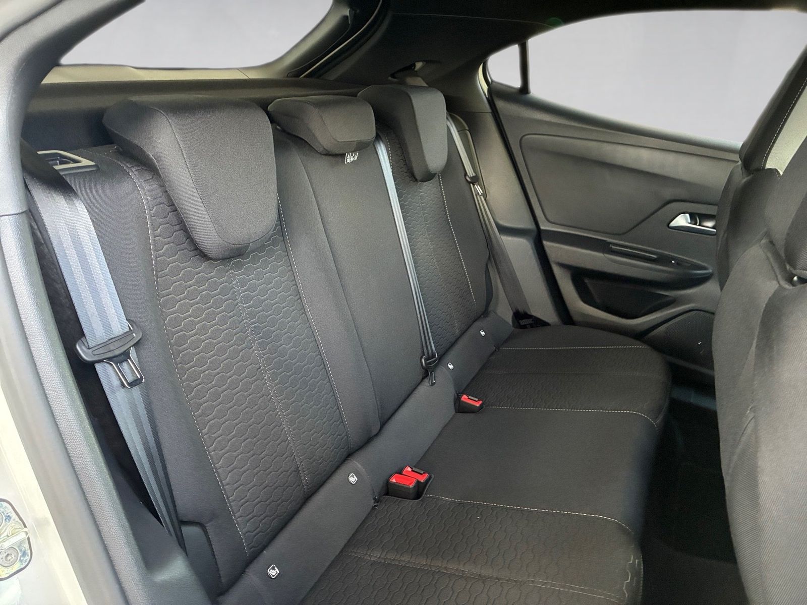 Fahrzeugabbildung Opel Mokka 1.2 Turbo Edition Kamera,LED,Navi,SHZ,PDC