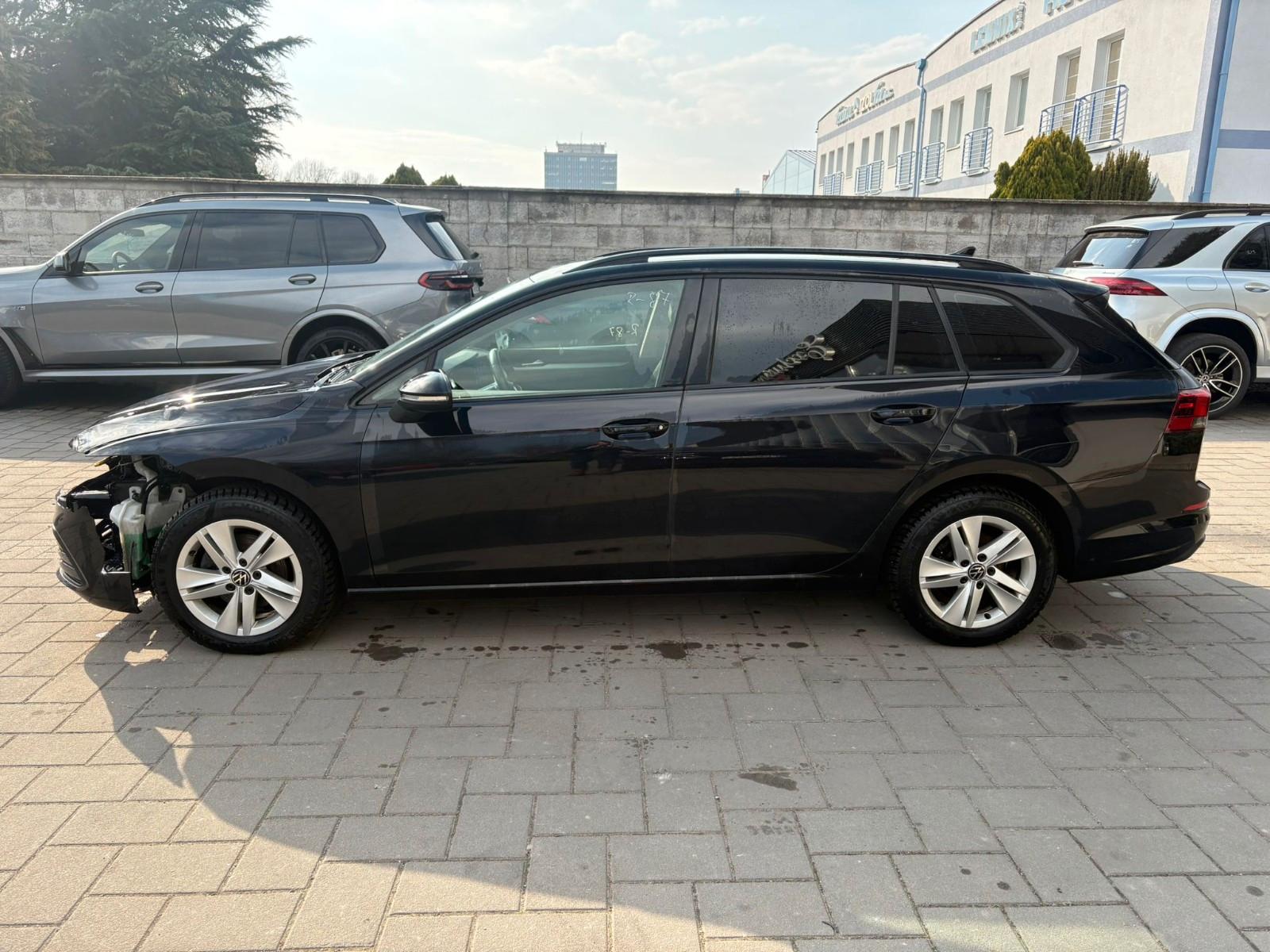 Volkswagen Golf 1.5 VIII Variant Life eTSI 96kw A7