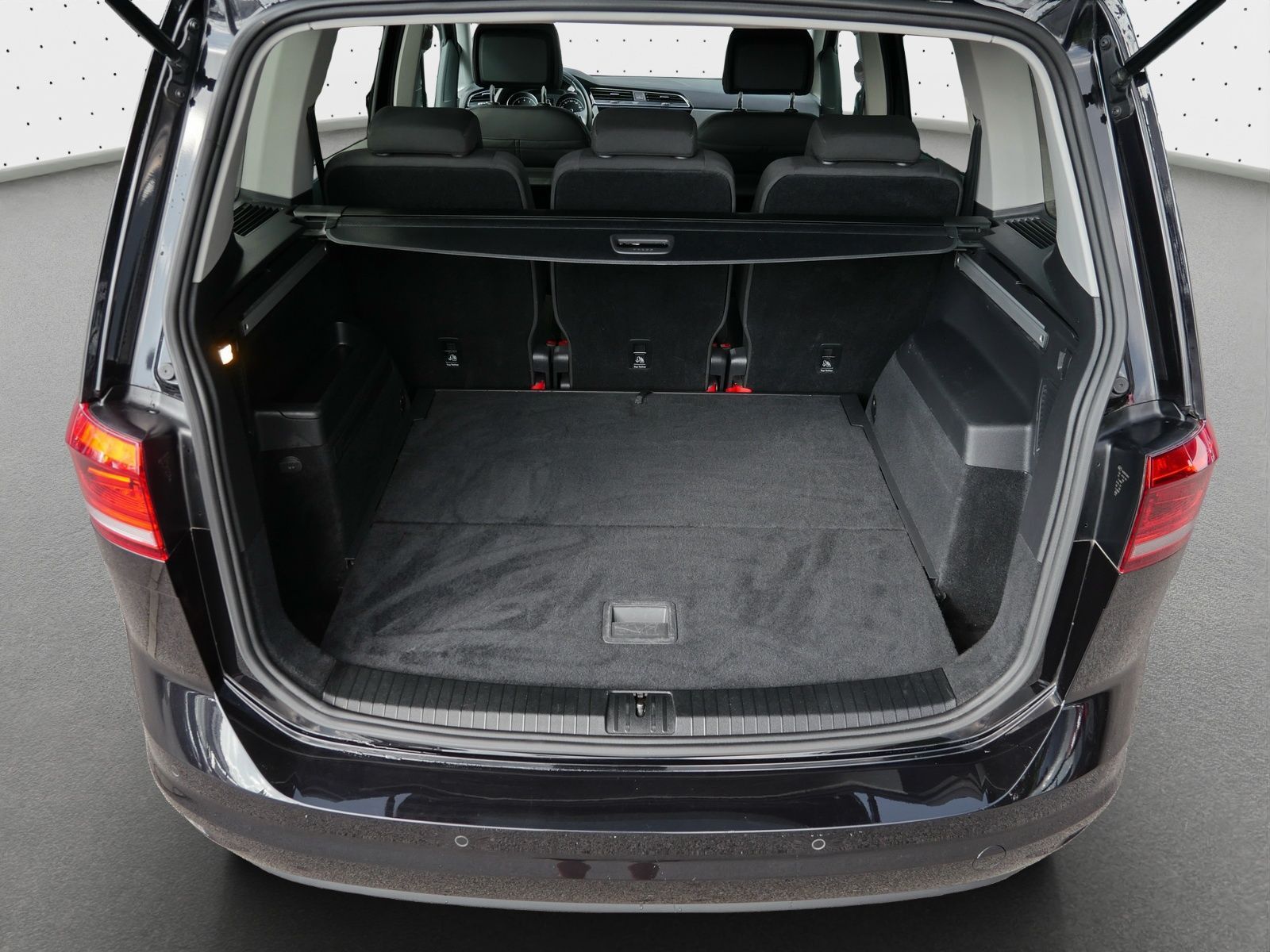 Volkswagen Touran - Bild 11