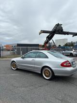 Mercedes-Benz Mercedes CLK 200 W209 - Mercedes-Benz CLK 209