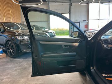 Audi A4  *TÜV 0228*KLIMAAUTOMATIK*SitzHZ*VOLL-LEDER*