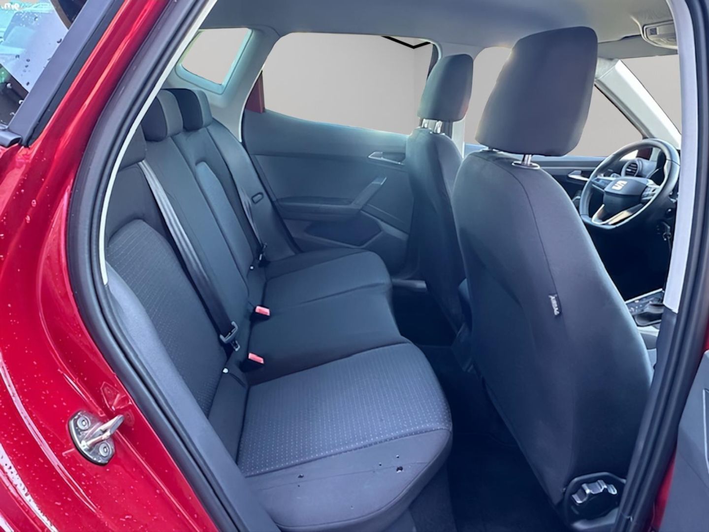 Fahrzeugabbildung SEAT Arona Navi Digitales Cockpit LED Sperrdiff. ACC