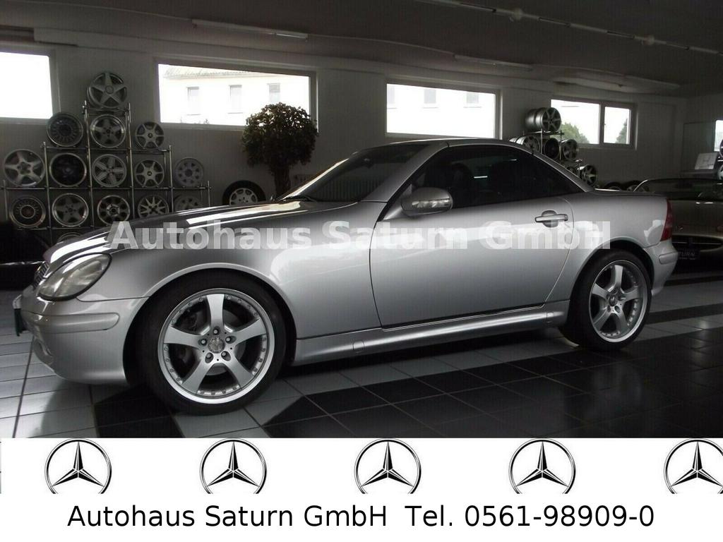 Mercedes-Benz SLK 320