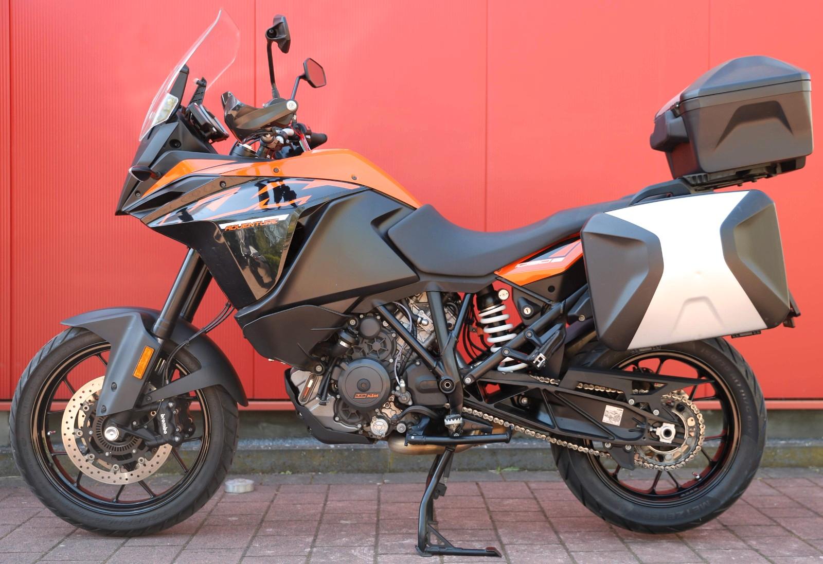KTM 1090 Adventure erst 26.610 km + Koffer + Topcase