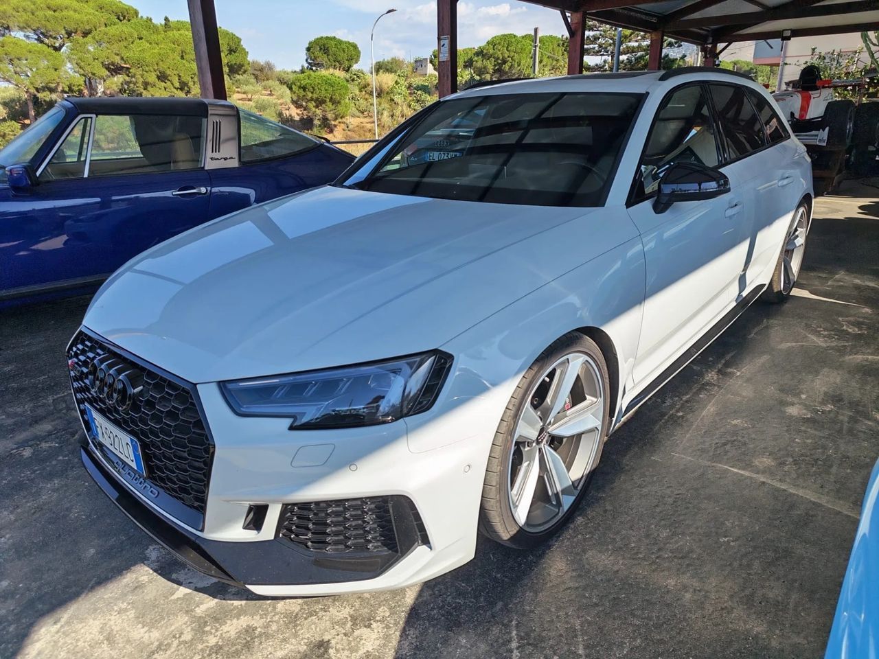 Audi RS4 imagem 2