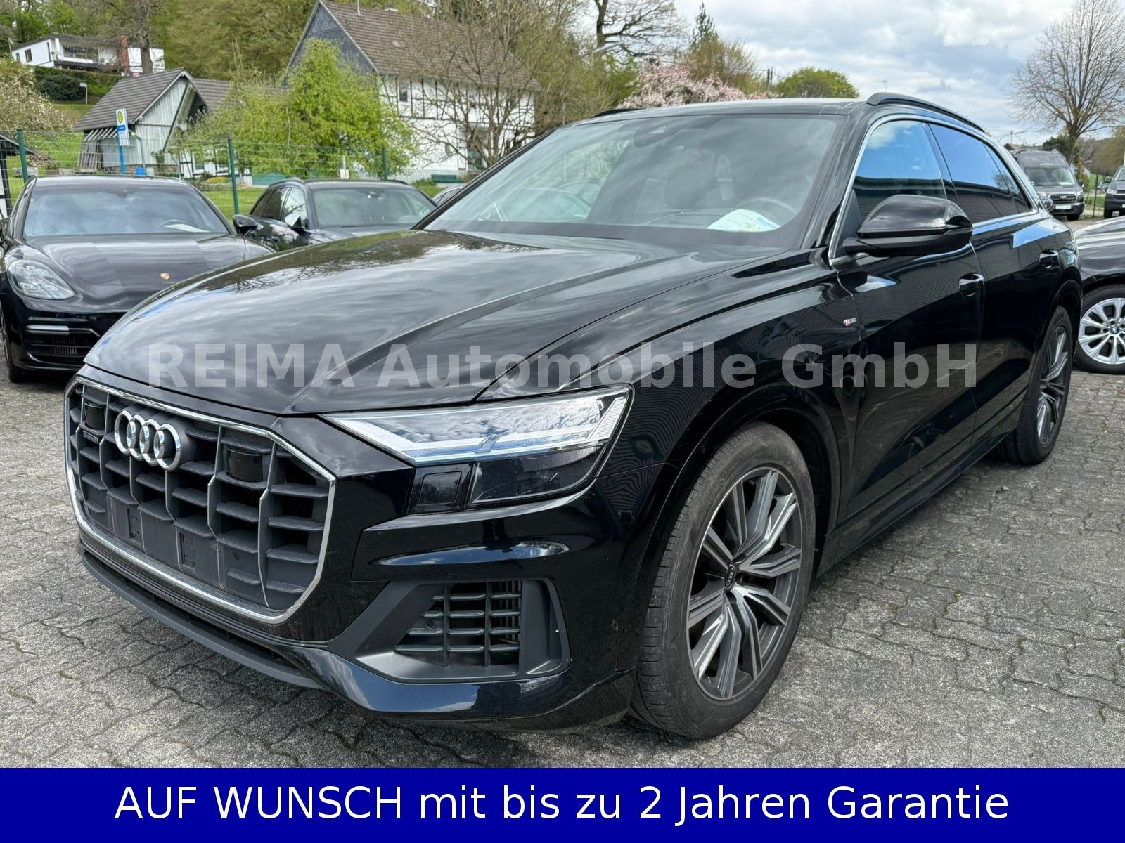Fahrzeugabbildung Audi Q8 55 TFSI e quattro S-Line, HUD, ACC, AHK