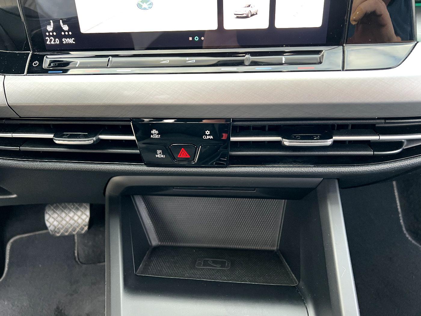 Volkswagen Golf VIII 2.0 TDI Life *LED Navi ACC Massage DAB, миниатюра 24
