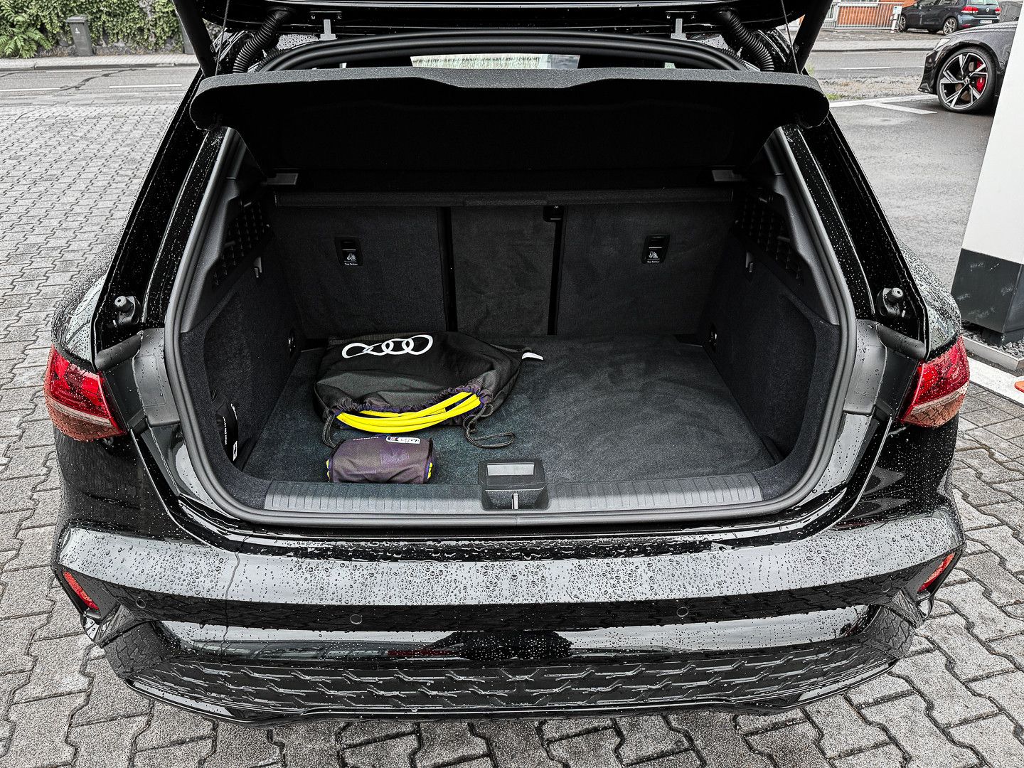 Audi A3 Sportback TFSIe 2x S line Black LED Navi Kom foto 22