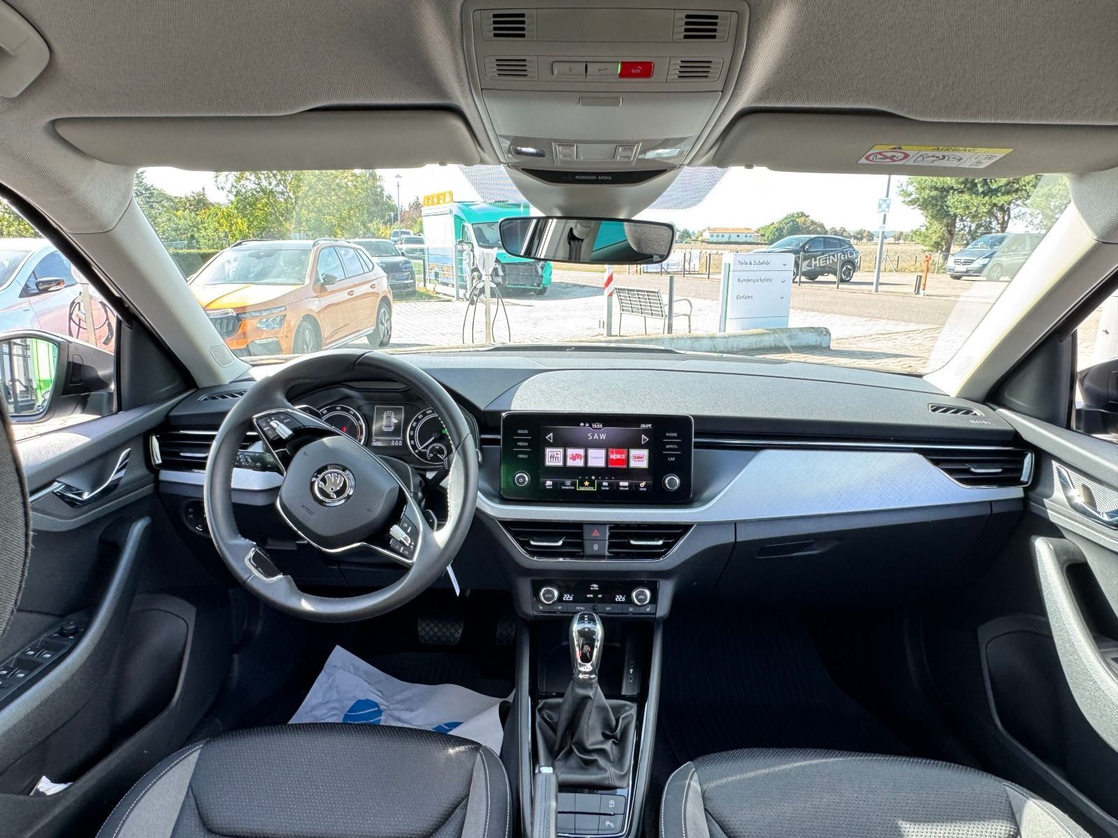 Fahrzeugabbildung SKODA Kamiq Tour 110PS DSG*RFK*NAVI*LED*SideAss