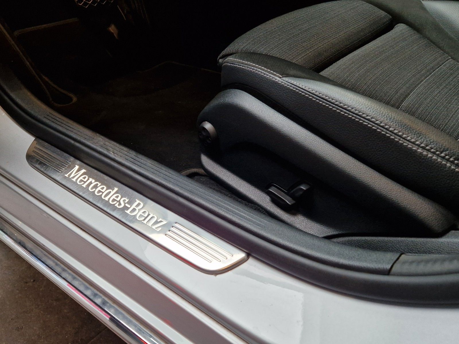 Mercedes-Benz C 250d BlueTec Exclusive*KAMERA*AHK*HEAD-UP*LED foto 13
