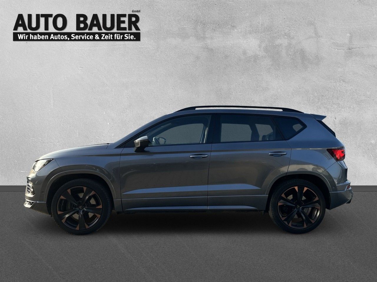 Fahrzeugabbildung CUPRA Ateca 2.0 TSI 300 PS DSG 4Drive - mit KI generiert/bearbeitet