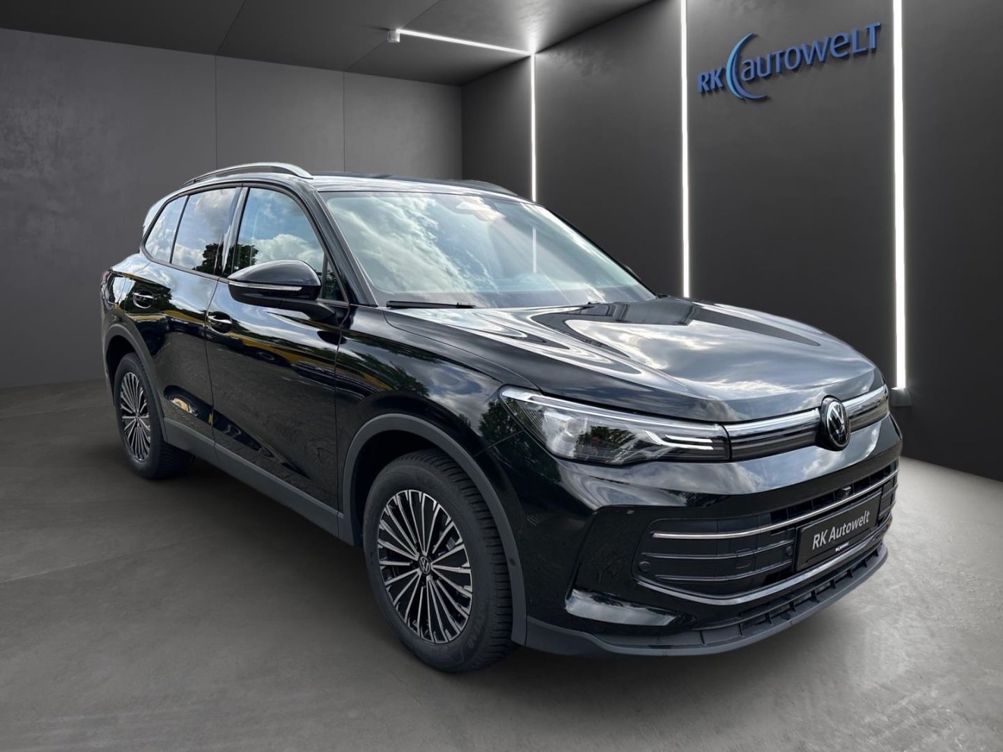 Volkswagen Tiguan Energy 1.5 eTSI DSG LED Navi AHK Climatro foto 2