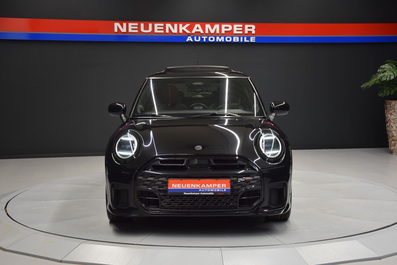 MINI Cooper C Pano  ACC DCC 360° Harman Kardon Memory imagem 2