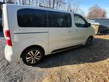 Peugeot Traveller 8-Sitzer Navi Alu - weiße Peugeot Traveller