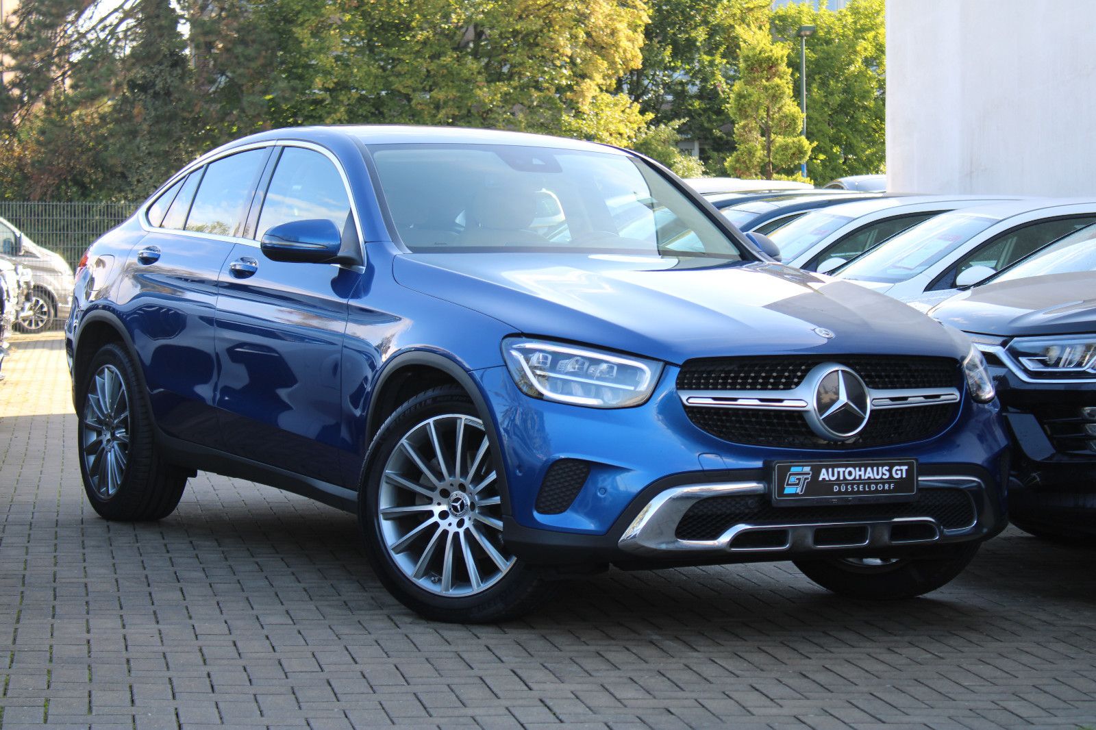 MERCEDES-BENZ GLC 220d 4M/20'AMG/Kamera/AHK/LED/Leder/Klima
