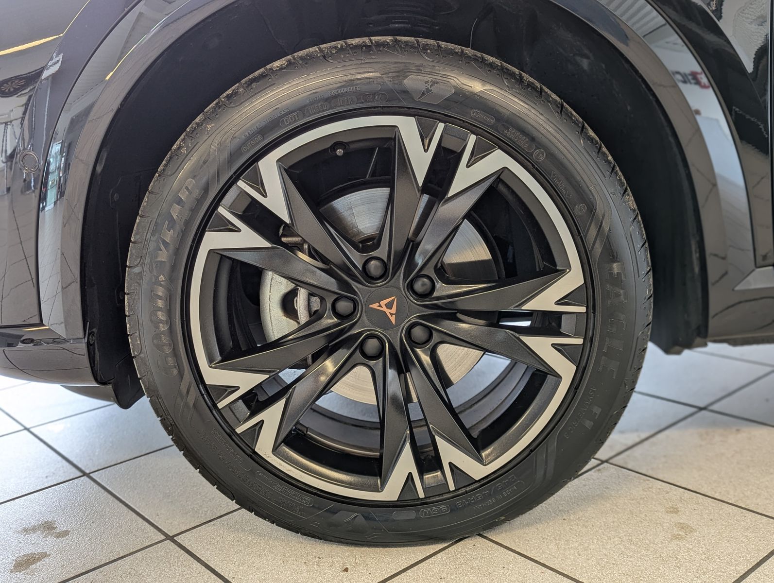 CUPRA Formentor 1.5 eTSI Leder Sennh DCC Kamera Matrix - Image 10