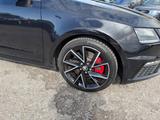 Skoda Octavia RS 245 PS DSG LED Navi Kamera VirtCo 2.H - Skoda: Massagesitze