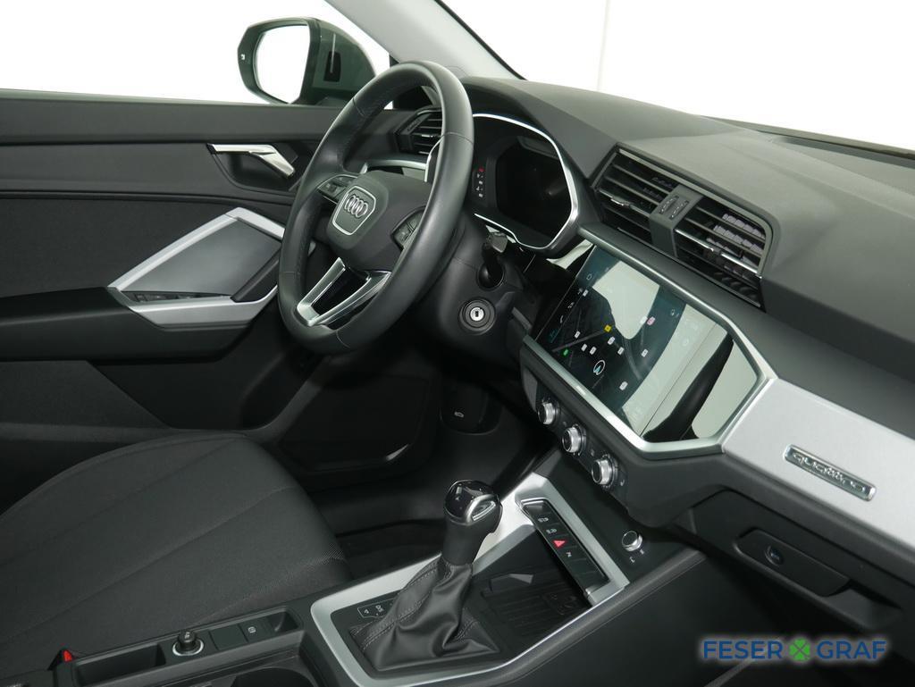Audi Q3 SUV 40 TFSI S line quattro S tronic Navi Plus