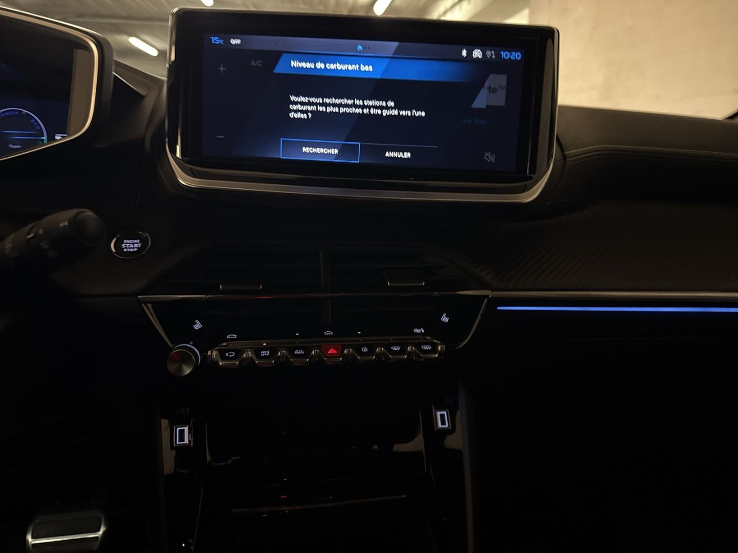 Peugeot 208 - Bild 11