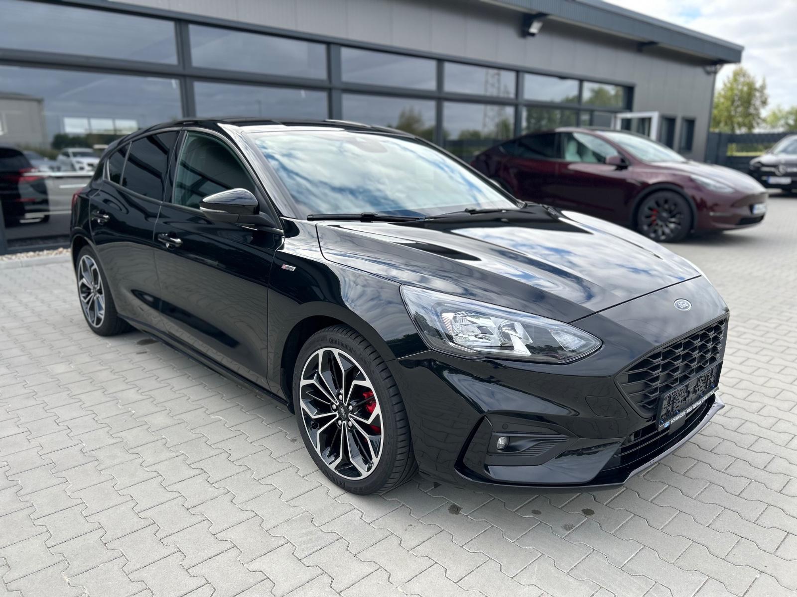 Ford Focus Lim. ST-Line X -DigiTacho-Navi-Kamera-LED