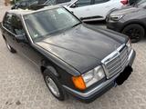Mercedes-Benz W124 260E  - Mercedes-Benz 260 aus 1991