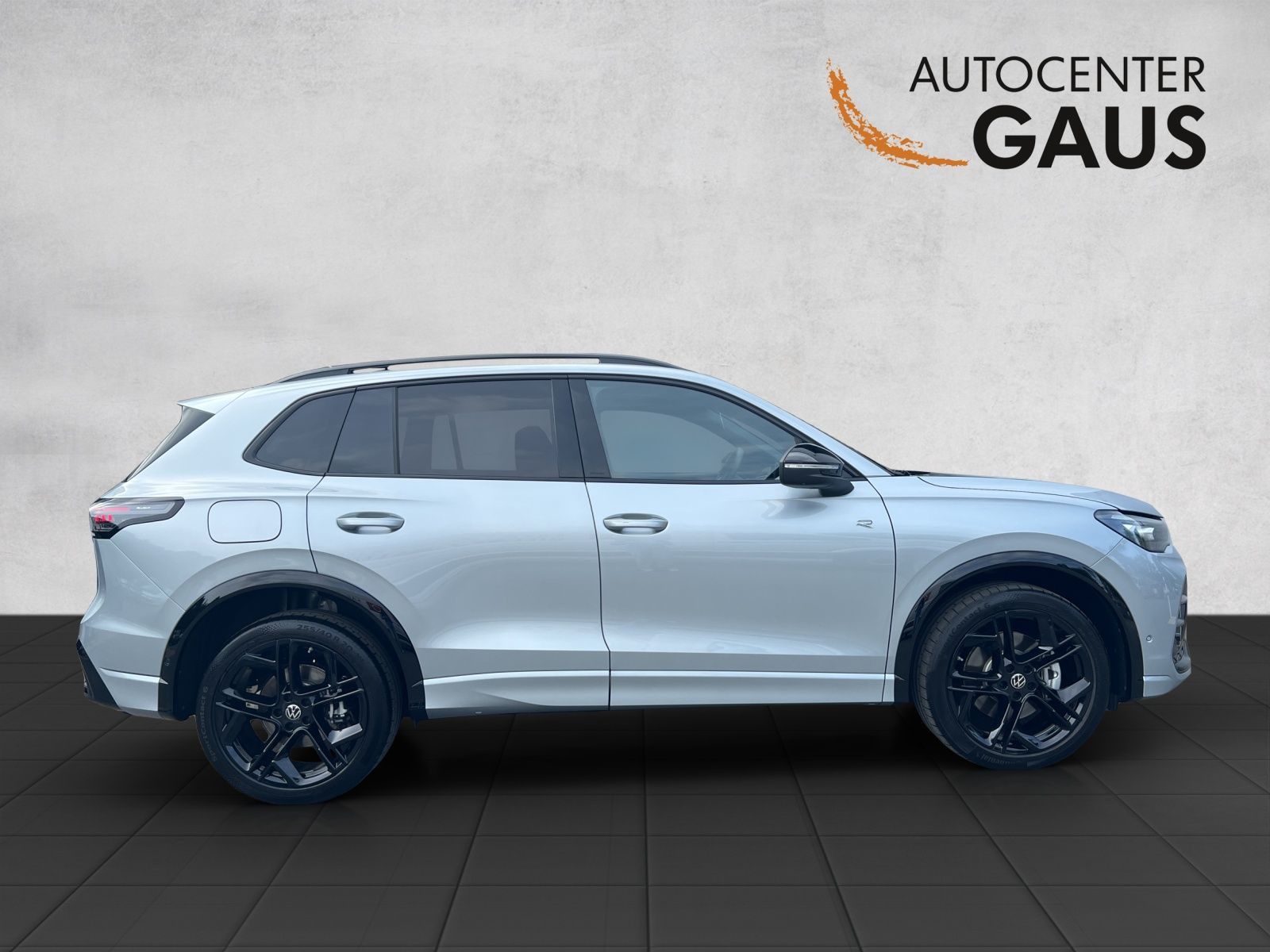 Tiguan R-Line 2.0 TSI DSG 4M AHK*ACC*Black Style