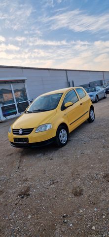 Volkswagen Fox Basis  Klima   1 Jahr Tüv