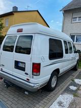 Ford Econoline - Ford Econoline: Van