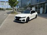 BMW 330i M-Paket Laser Schiebedach 1. Hand v. Privat - BMW 330 Gebrauchtwagen in München