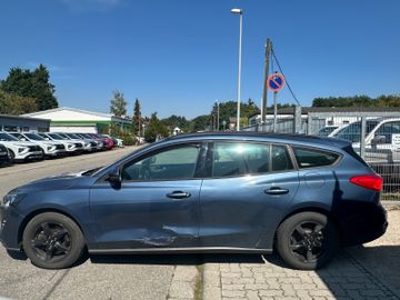 Ford Focus - 4