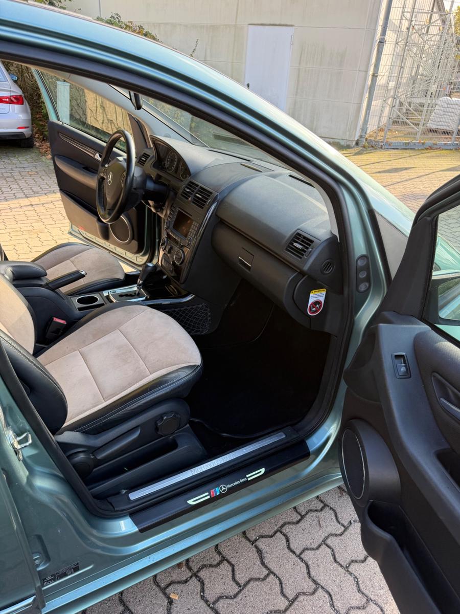 Mercedes-Benz A200 2005 — photo 10