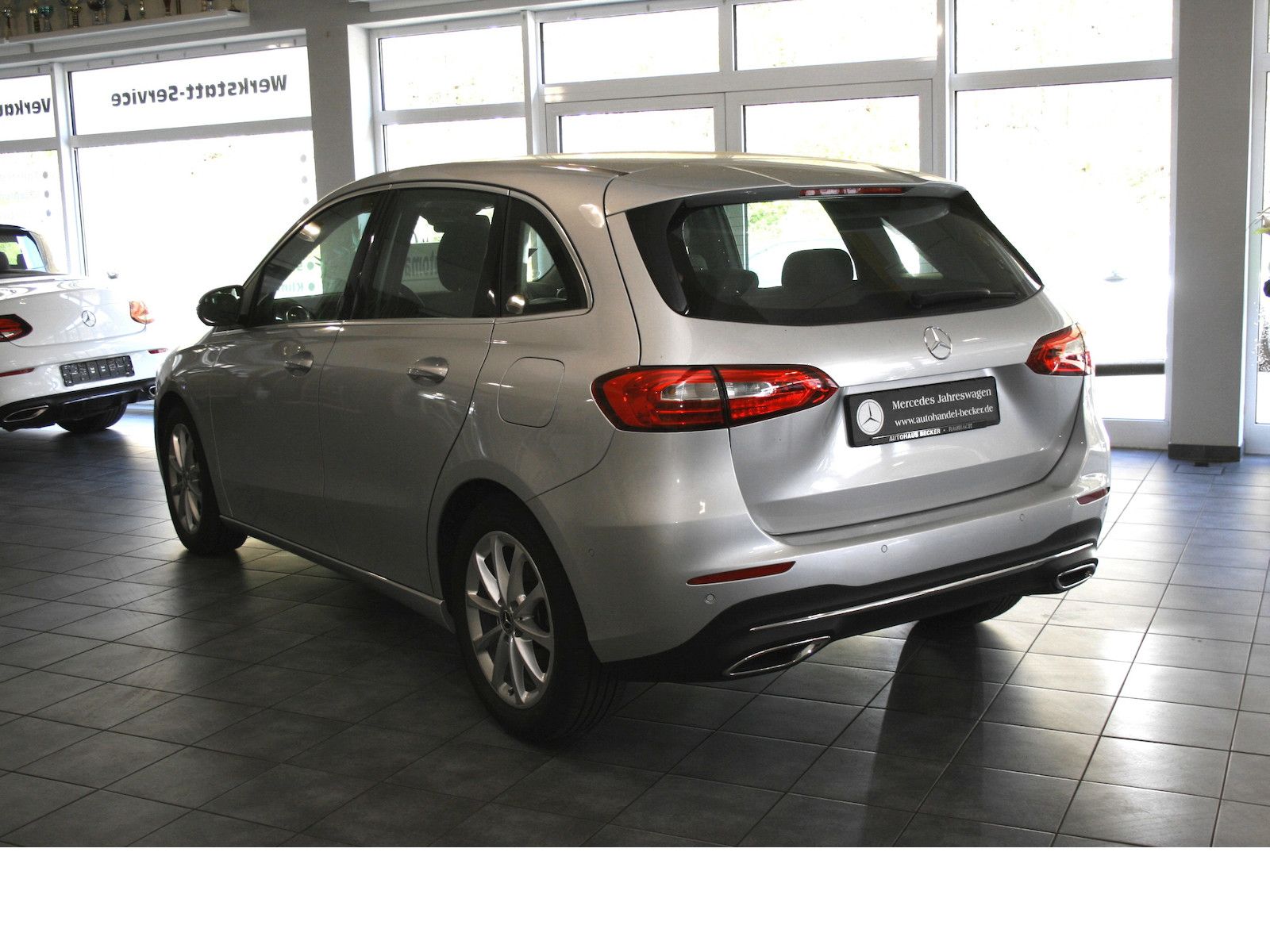 Fahrzeugabbildung Mercedes-Benz B 180 Progressive Automatik *MBUX High-End-Paket