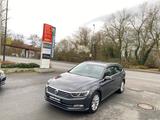 Volkswagen Passat Variant 2.0 TDI BMT Highline AHK NAVI LED - Volkswagen Passat: TDI Highline