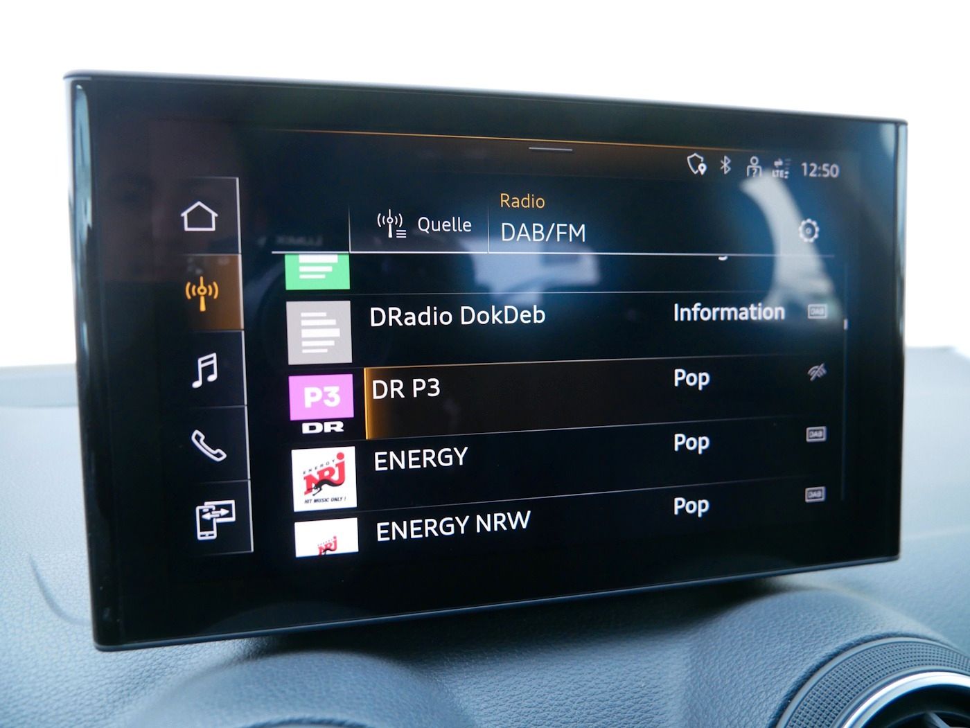 Fahrzeugabbildung Audi Q2 1.5 35 TFSI advanced AHK MATRIX DSG Kamera AC