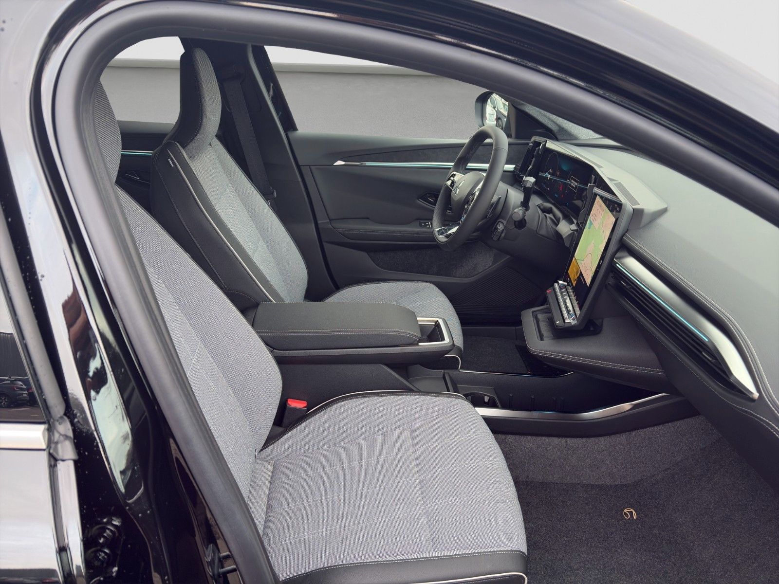 Fahrzeugabbildung Mitsubishi Eclipse Cross Diamant TOP 87 kWh (22kW)