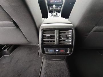 Volkswagen Passat Variant - 11