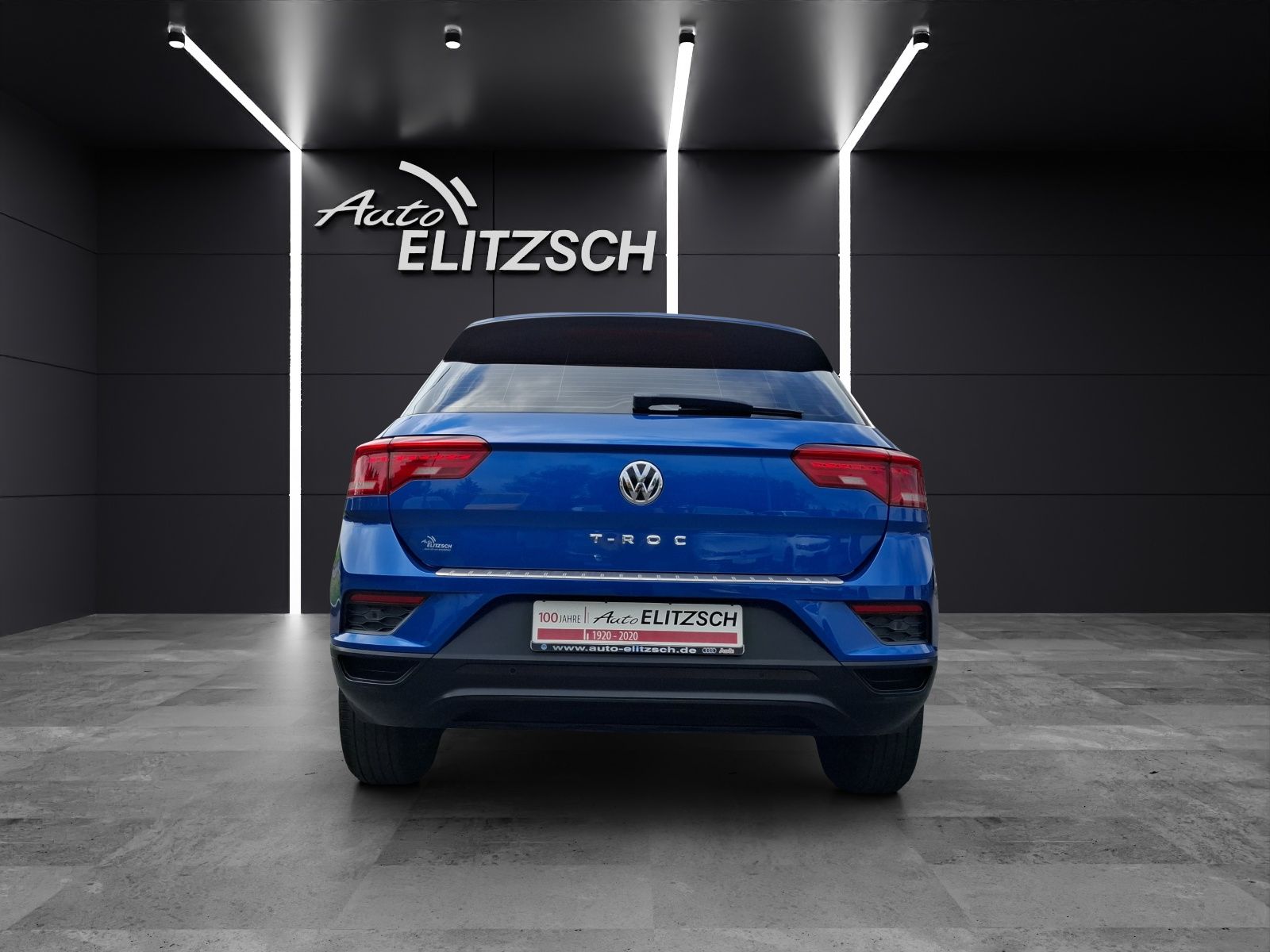 Fahrzeugabbildung Volkswagen T-Roc TSI CarPlay Klima GRA PDC SH LM