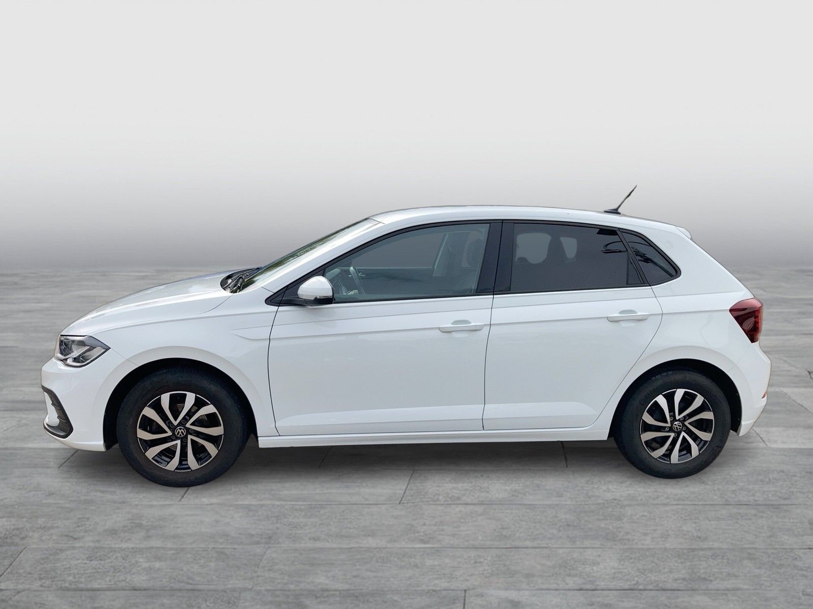 Fahrzeugabbildung Volkswagen Polo TSI Active DSG LED Navi AID ACC PDC SH