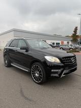 Mercedes-Benz ML 350 BlueTEC 4MATIC - GARAGENWAGEN - Mercedes-Benz ML 350 in Duisburg