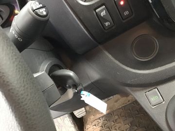 Opel Vivaro - 11