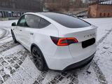 Tesla Model Y RWD aus 1.Hand 21 Zoll perf. 20 Zoll AHK - Tesla Model Y in Bochum