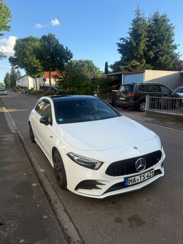 MERCEDES-BENZ A 35 AMG Mercedes-AMG A 35 4MATIC DCT Merced...