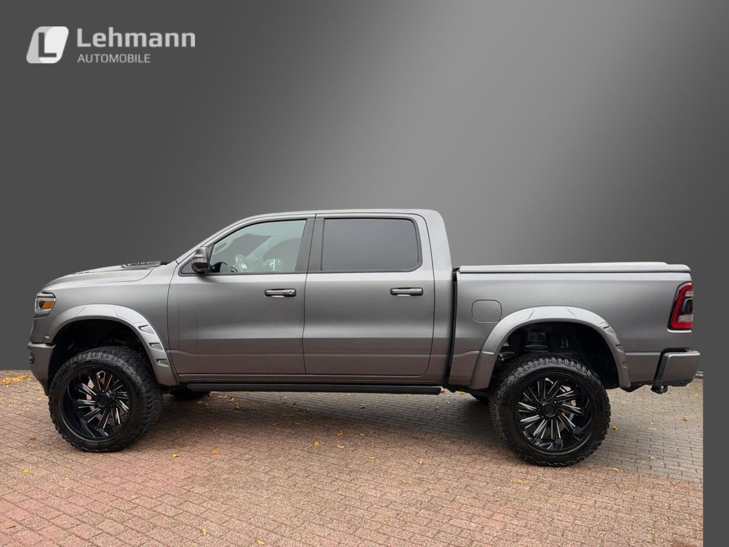 Fahrzeugabbildung Dodge RAM RAM1500 Limited Crew Cab Extremumbau Voll Au